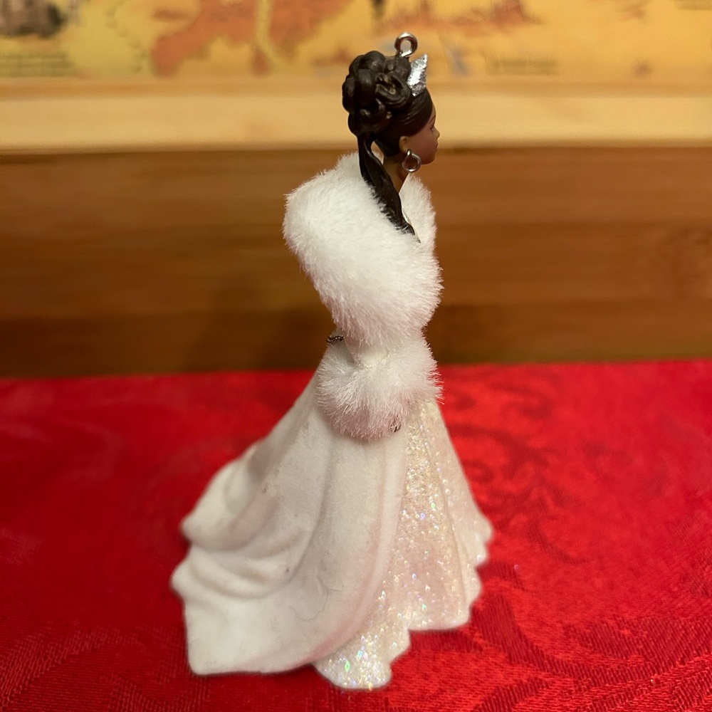 *SOLD* Hallmark Keepsake Celebration Barbie Ornament - Picture 9 of 12